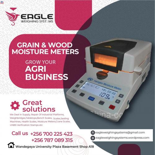 Touch screen halogen moisture analyzers